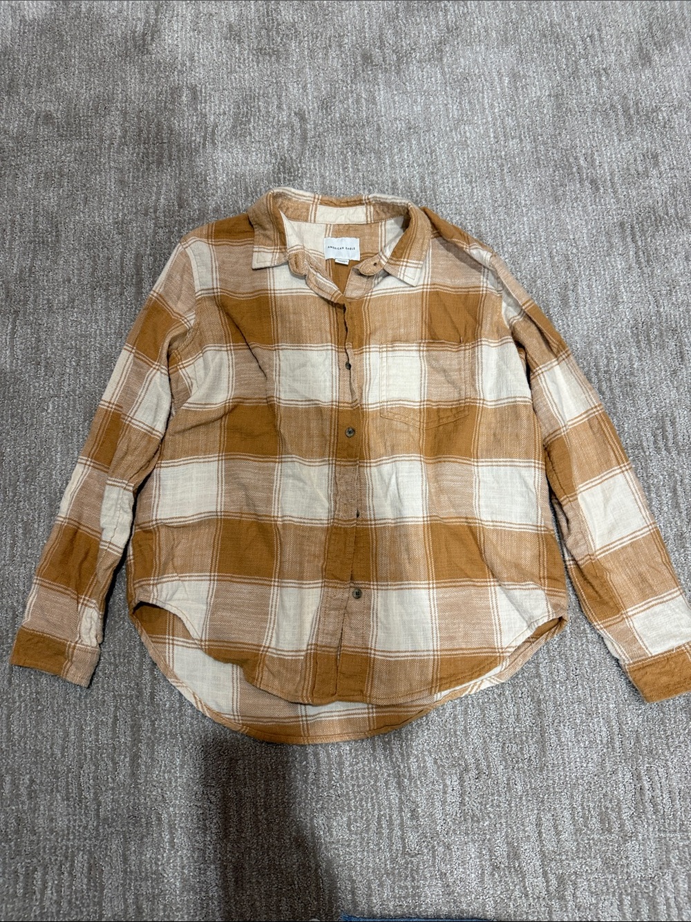 American Eagle Outfitters Plaid Button-Down Shirt in Tan and Cream